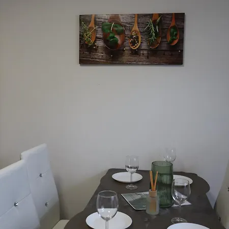 Daire Hirsch24- 6 Betten -apartment Lippstadt