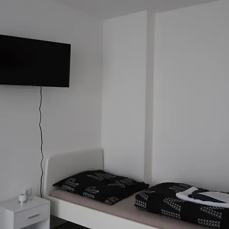 Hirsch24- 6 Betten -apartment * 립슈타트